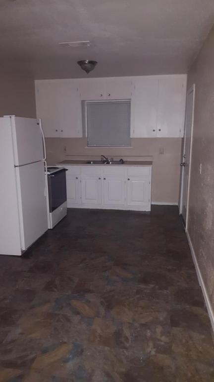 4107 Cavalcade St - Photo 3 of 11