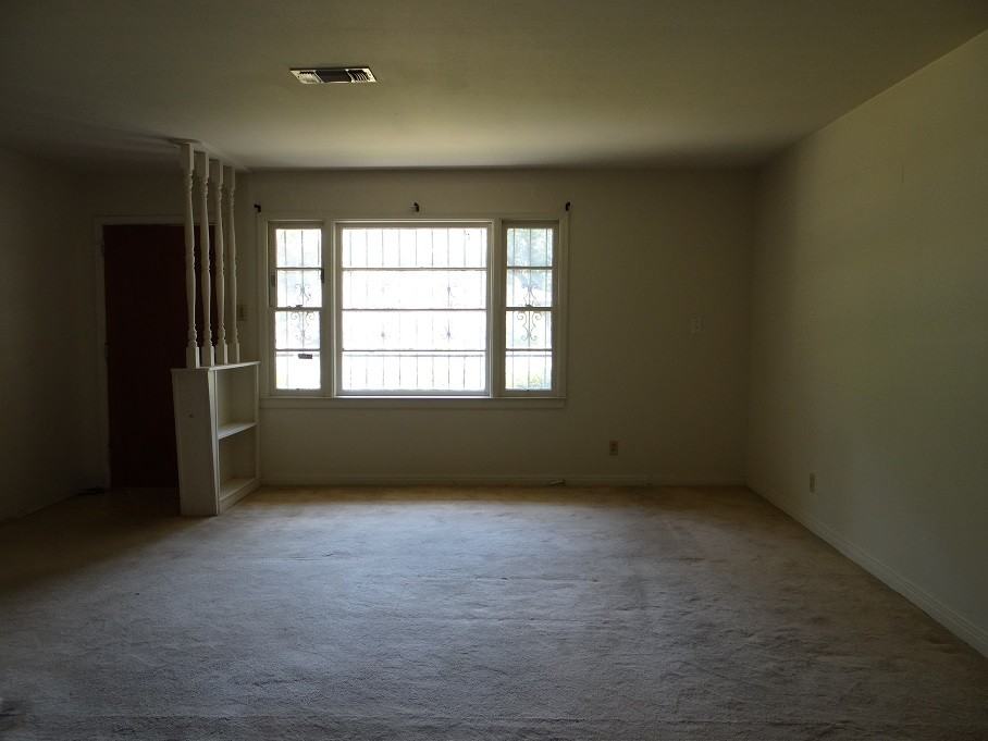 5430 Margo Ln - Photo 2 of 9