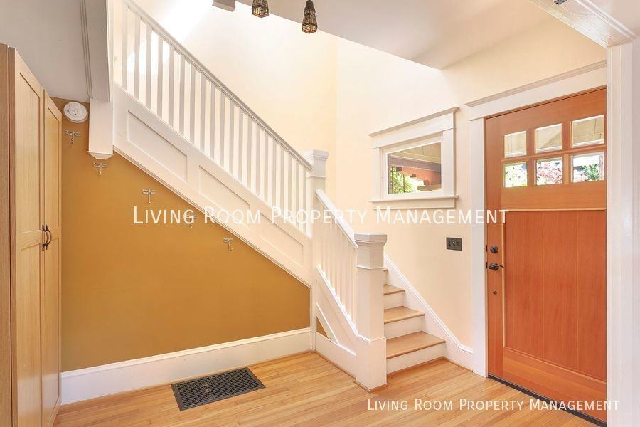 1217 Se 52nd Ave - Photo 2 of 15