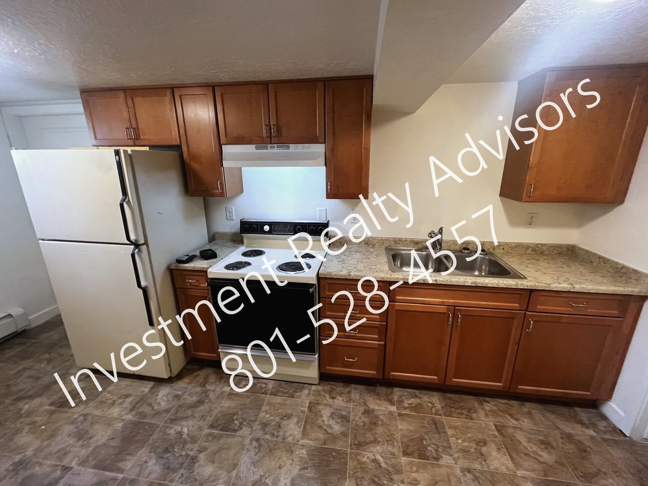 795 E Jepson Ave #3 - Photo 3 of 10