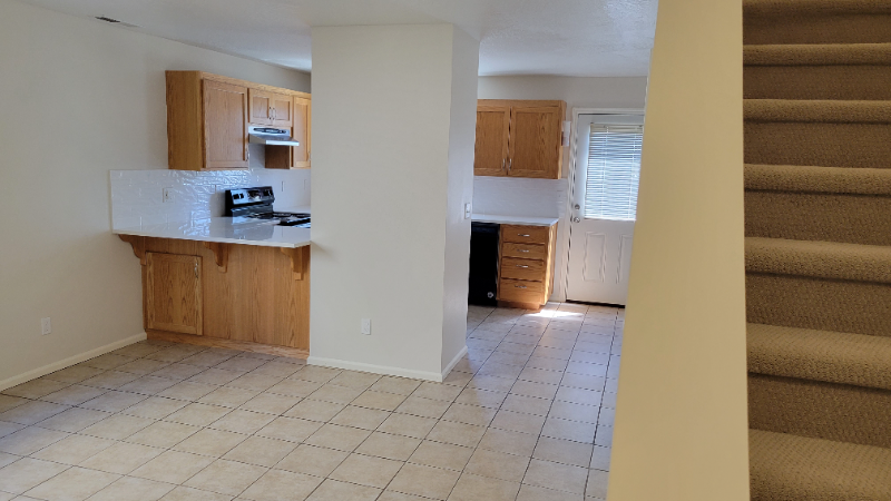 4175 Glacier View Dr - Photo 3 of 19