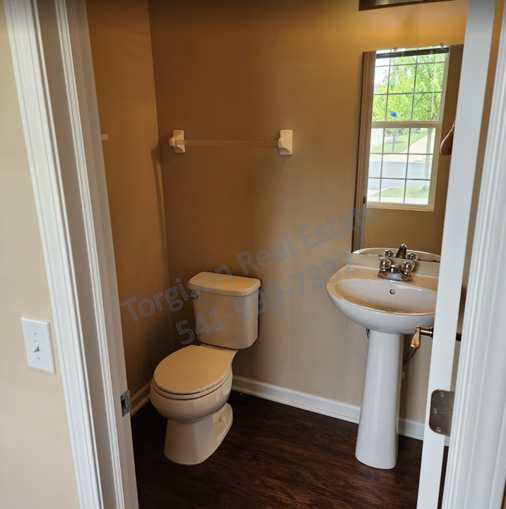 5828 Trail Creek Drive - Photo 3 of 26