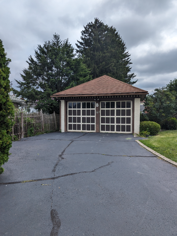 22 E 1st St - Photo 3 of 5