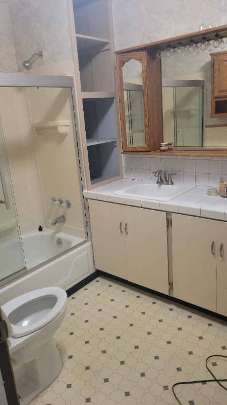 313 N Madison Ave - Photo 6 of 12