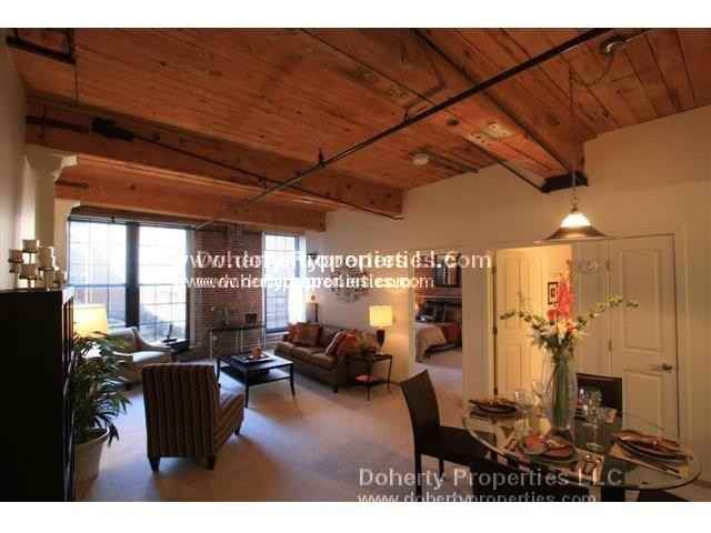 John St #212