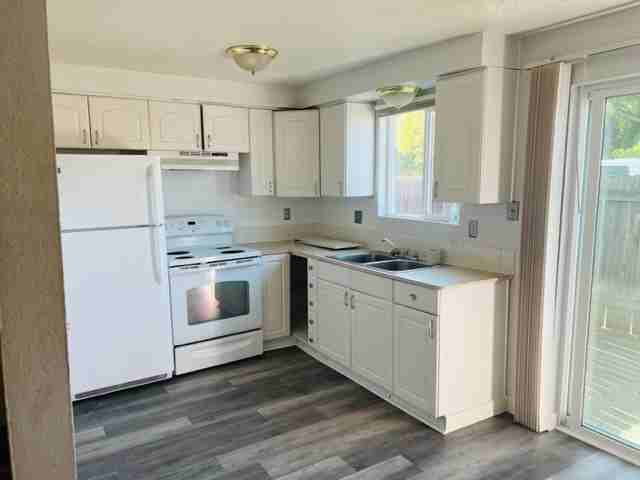 440 34th Ave Se #444 - Photo 3 of 7