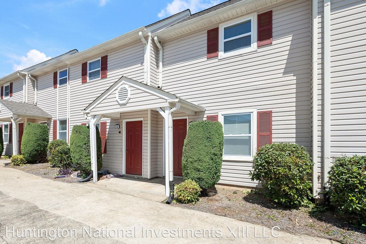 76 Evergreen Lane - Photo 3 of 20