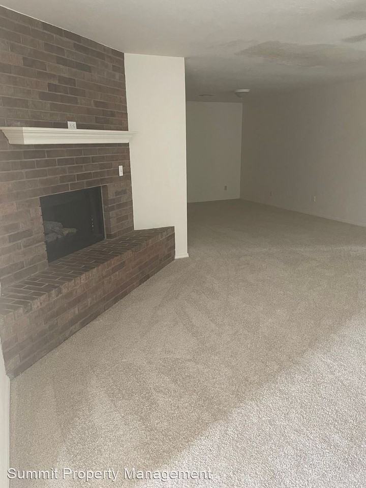 4907-4909 Britton - Photo 3 of 17