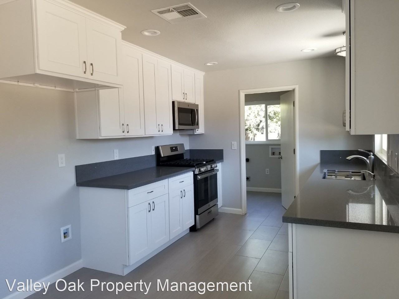 2500 Dana Ln - Photo 2 of 11