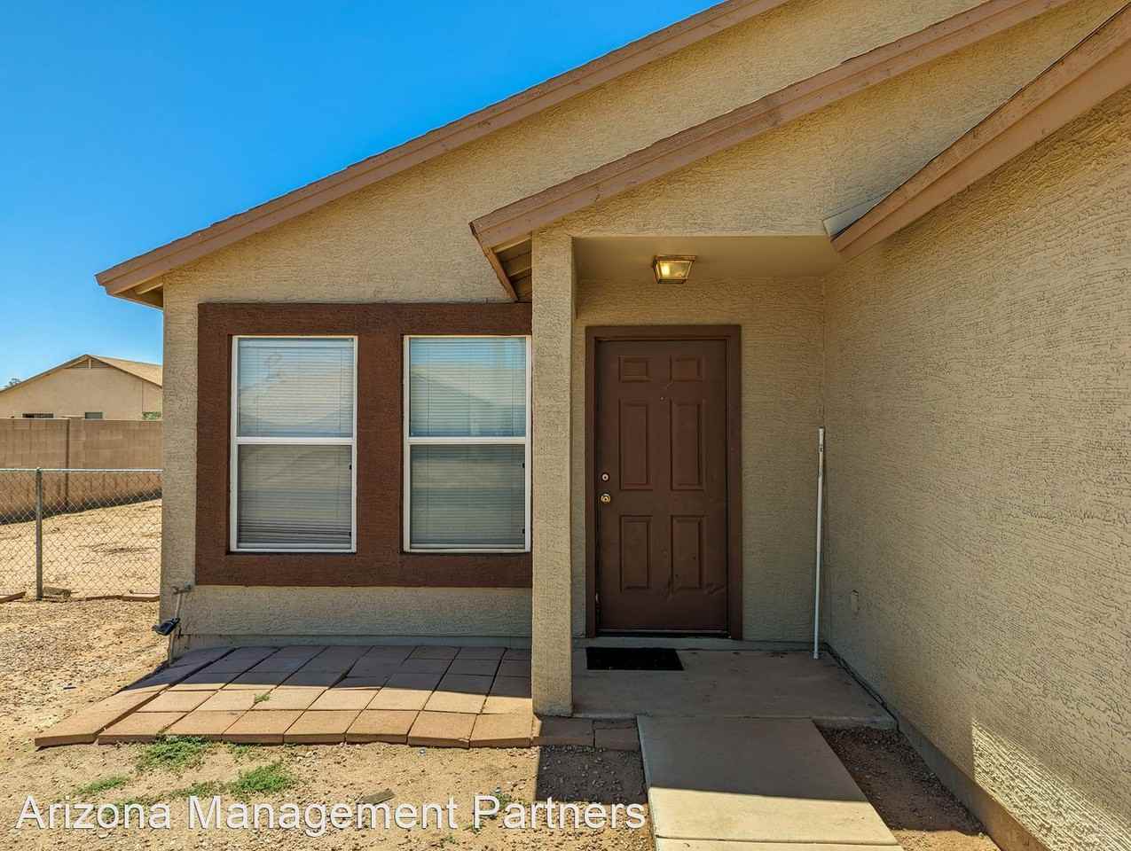 11479 W Cabrillo Dr - Photo 2 of 15