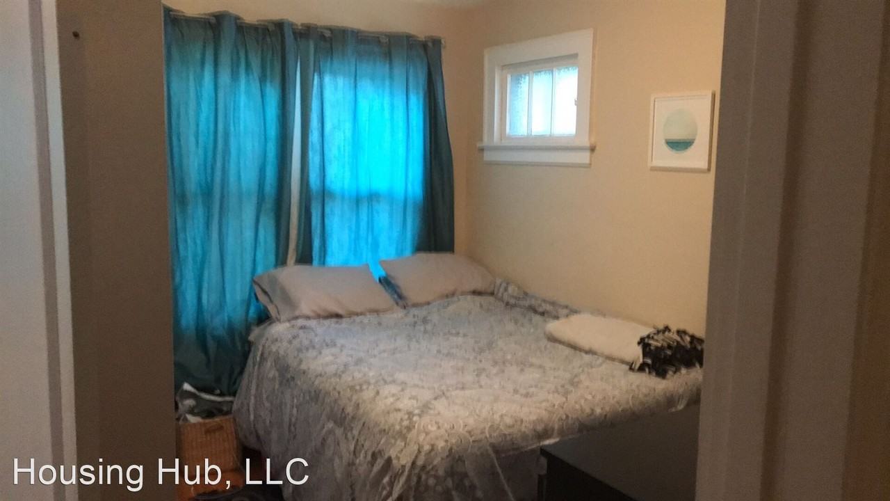 1243 Englewood Ave - Photo 2 of 12