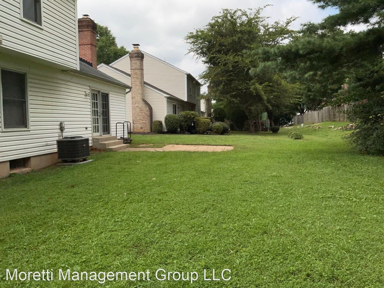 17205 Amity Dr - Photo 3 of 31