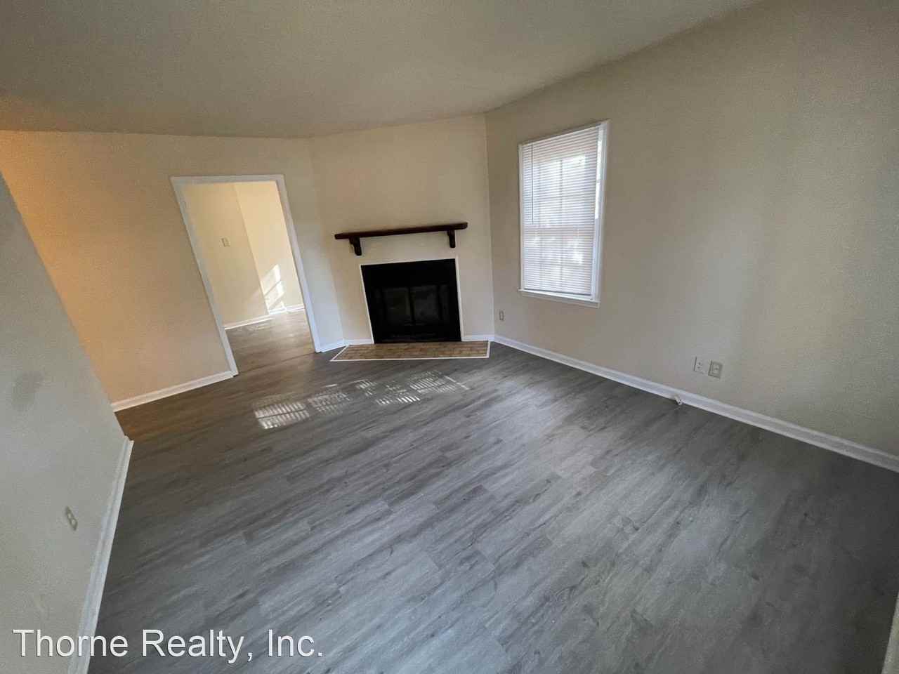 2259-2261 Sherwood Avenue - Photo 3 of 16