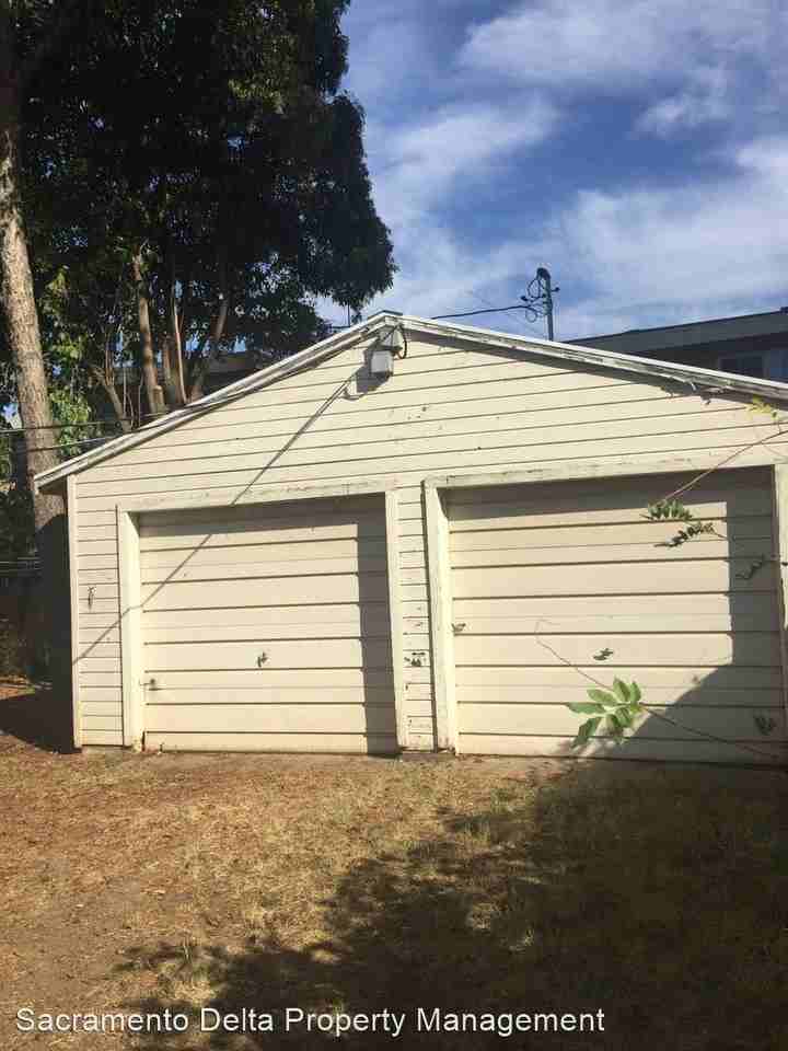 121 King Road - Photo 3 of 14