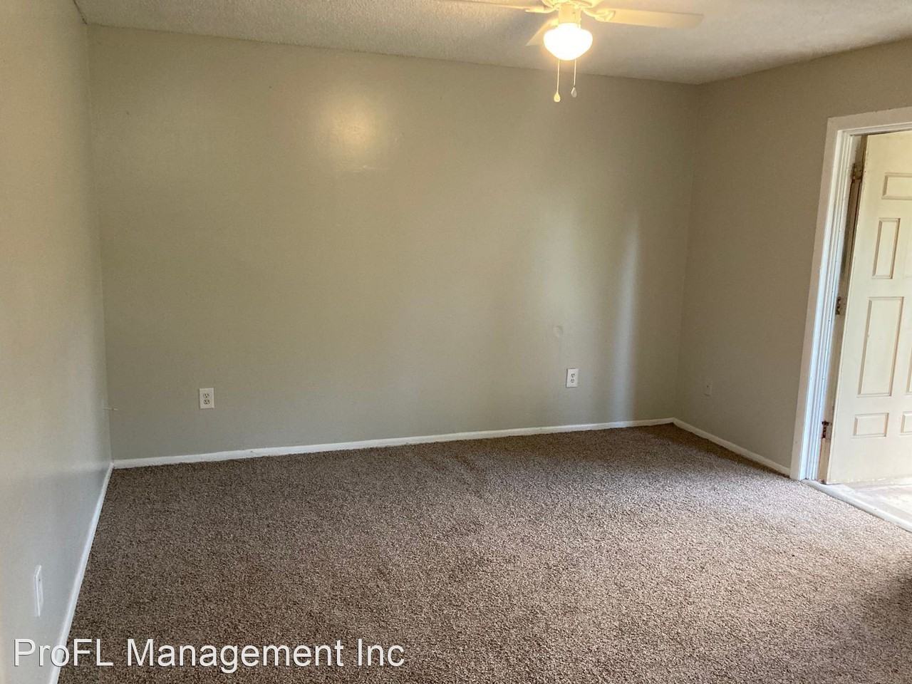 236 E Holly Dr - Photo 3 of 20