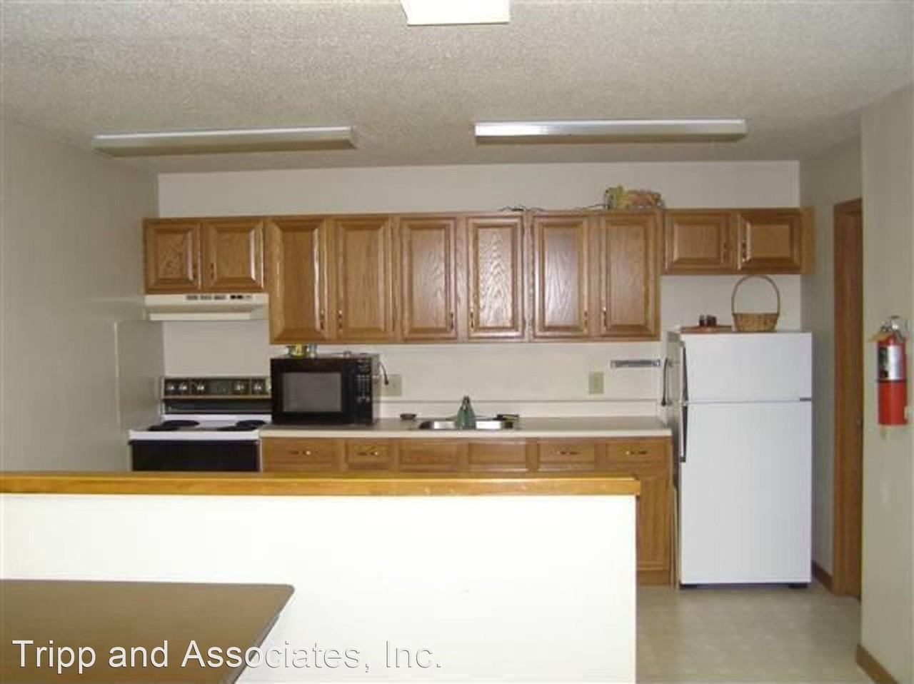 517 & 523 Mulberry Drive Apartments in Cassville, WI 53806 Zumper