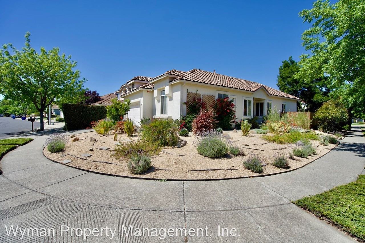 4402 Dumas St - Photo 2 of 29