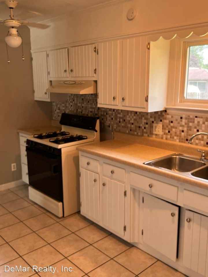 2535 San Pedro Dr - Photo 3 of 8
