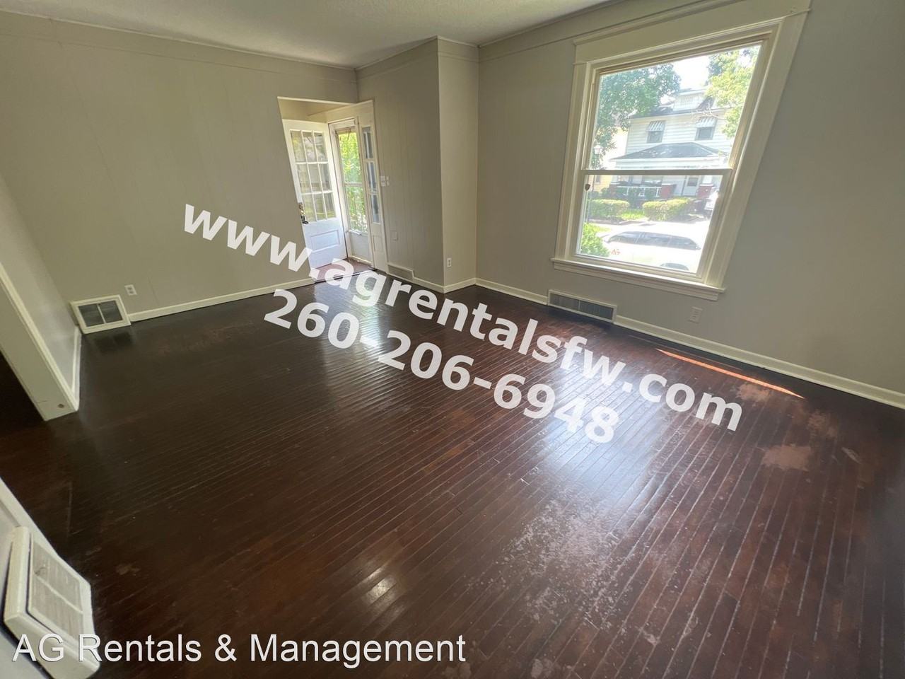 3113 Webster St - Photo 3 of 20