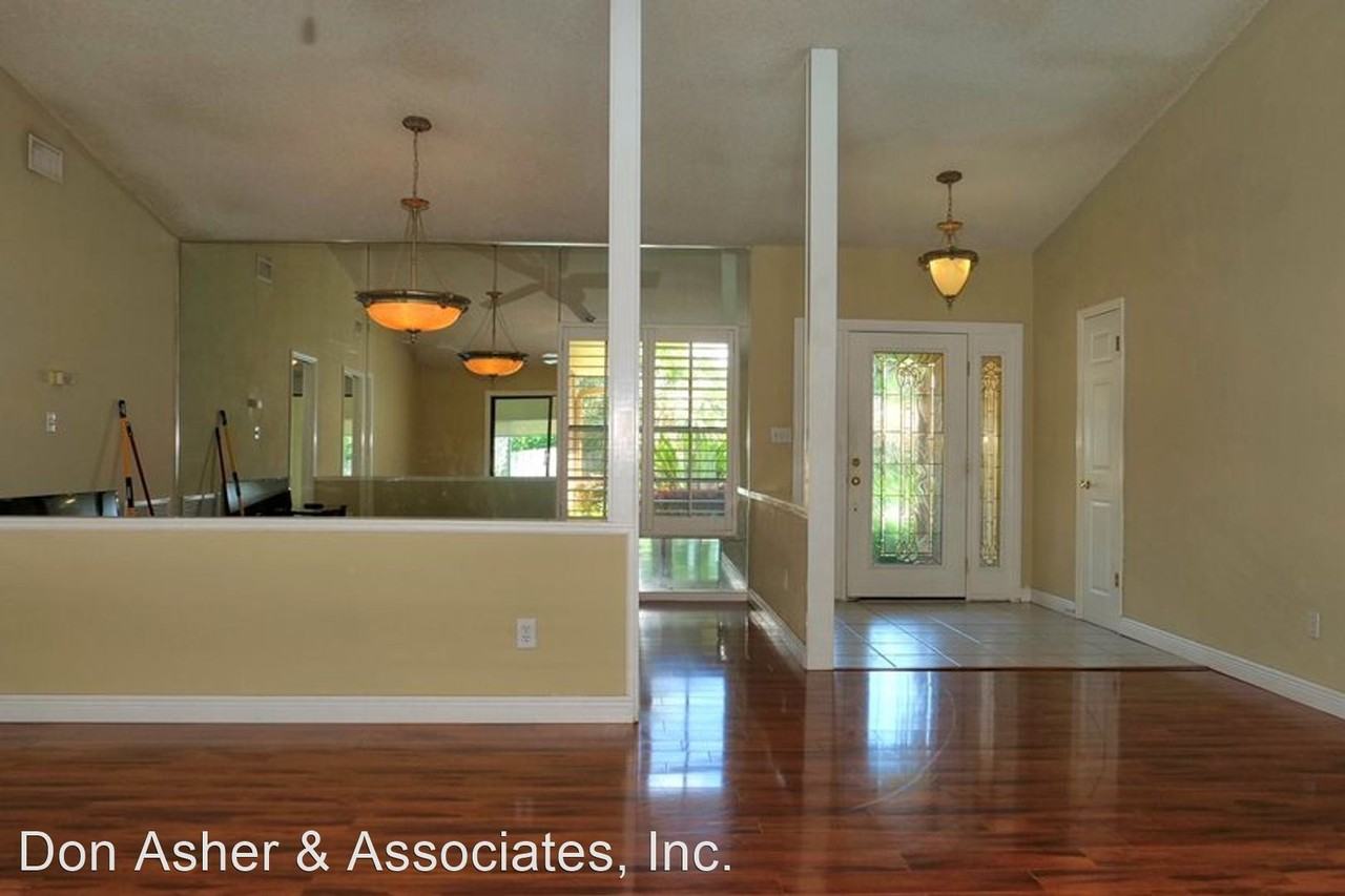308 Cypress Landing Dr - Photo 3 of 14