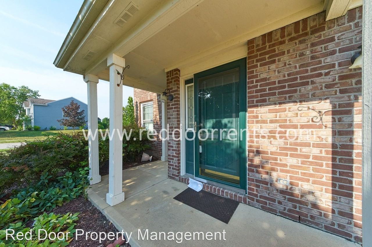 12994 Quarterback Ln - Photo 2 of 30