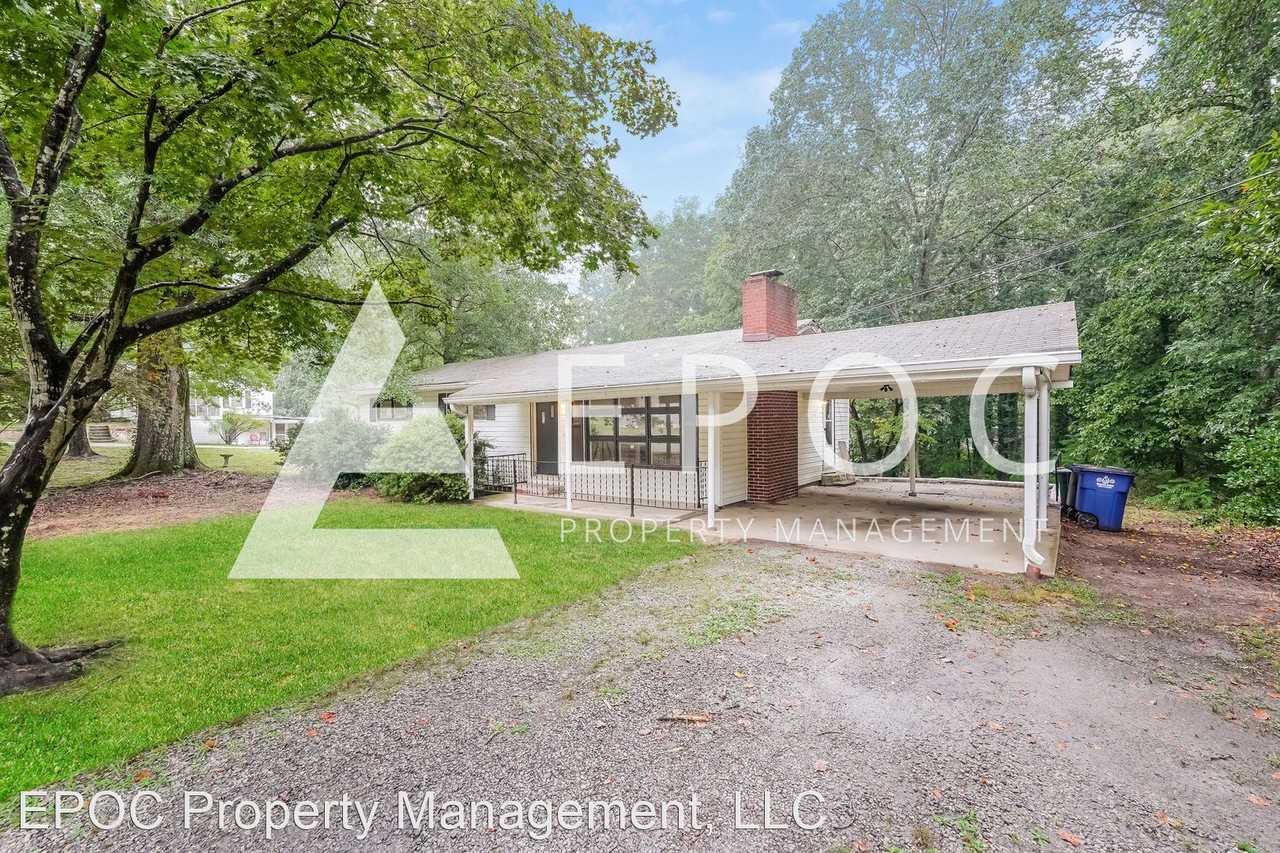 219 E Davidson Ave - Photo 2 of 16