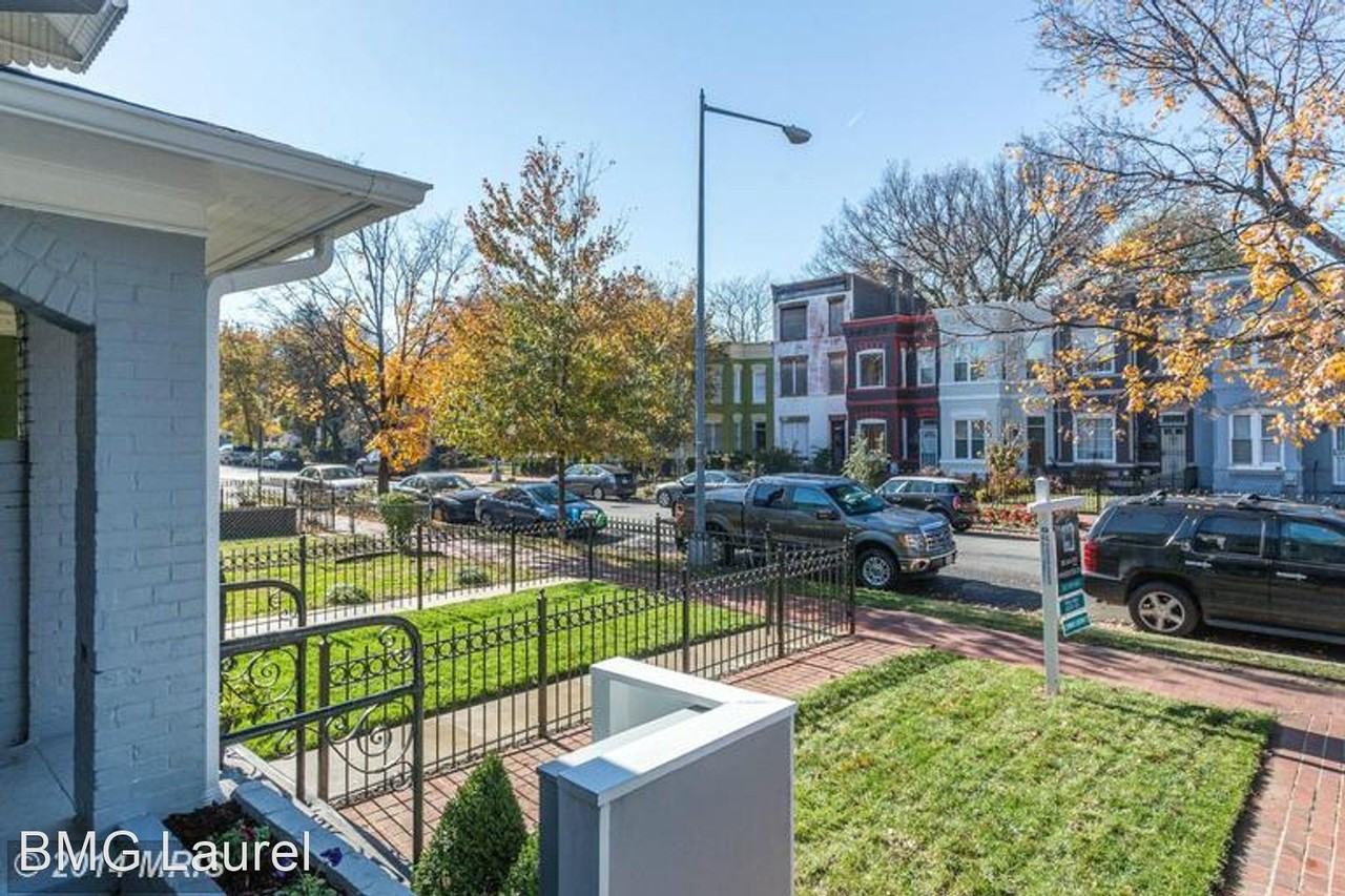 1541 3rd St NW - Photo 2 of 17