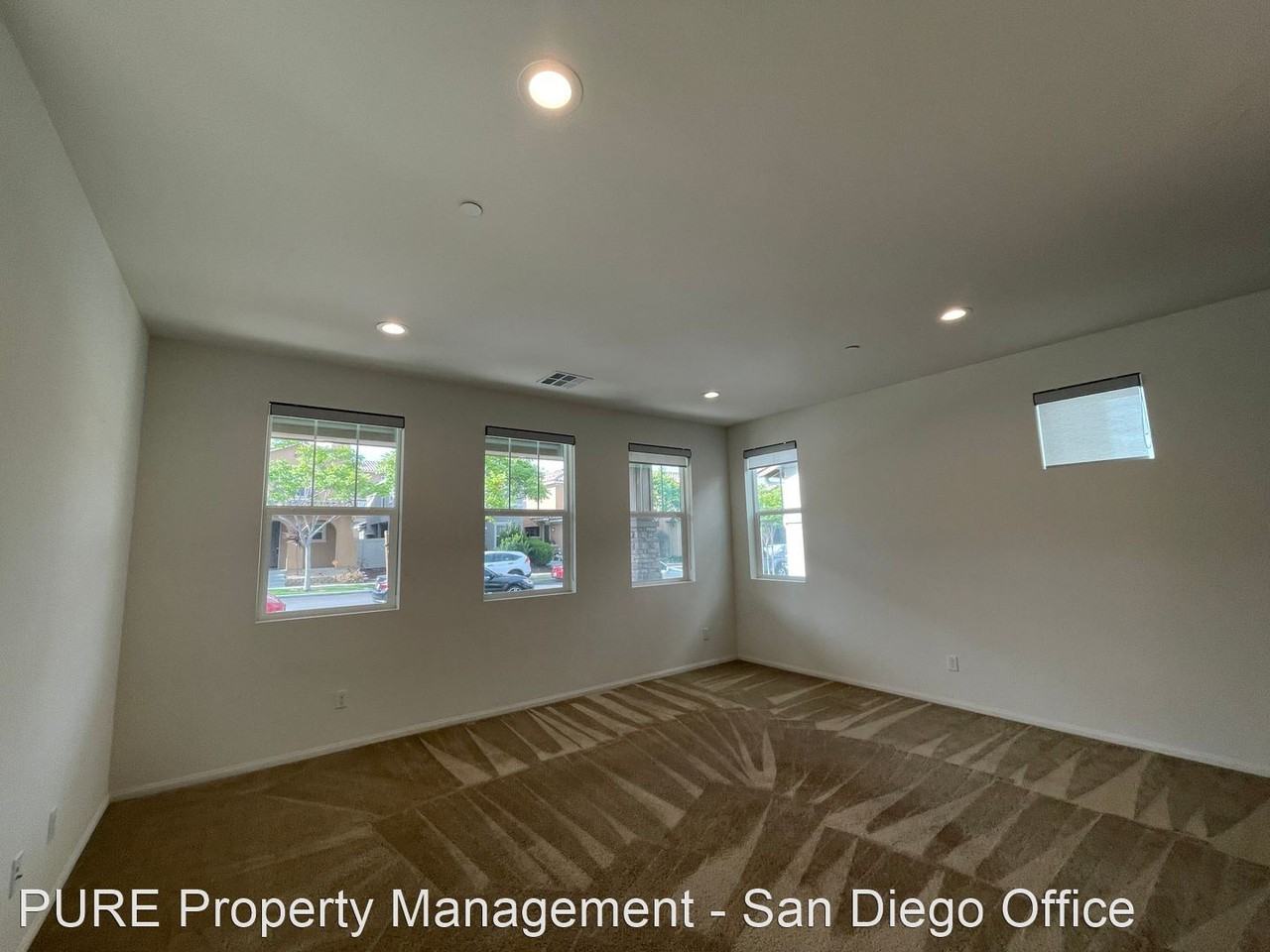 1321 Pershing Rd - Photo 3 of 38