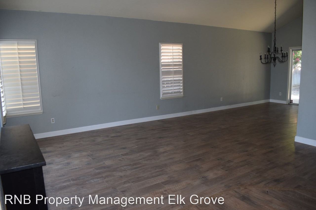 5941 Laguna Park Dr - Photo 2 of 24