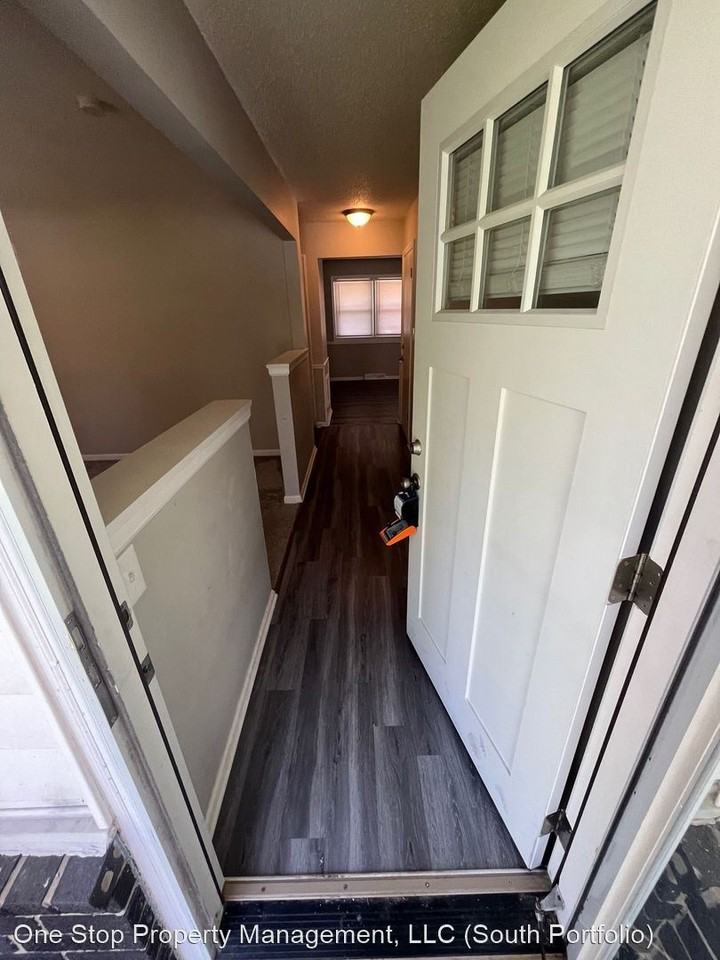 16305 S Queen Ridge Dr - Photo 3 of 33