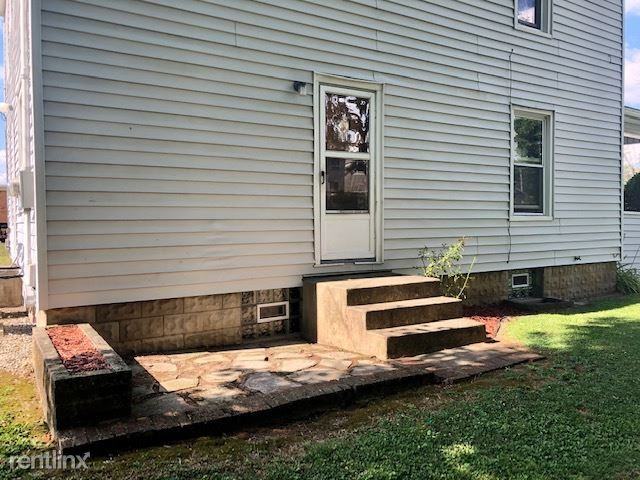 123 E Washington St - Photo 2 of 6