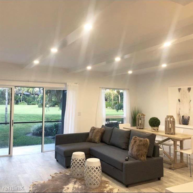 13334 Polo Club Rd #211 - Photo 2 of 9