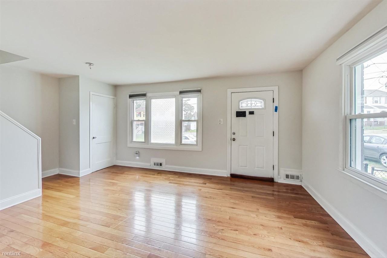 3206 Culver St - Photo 3 of 32