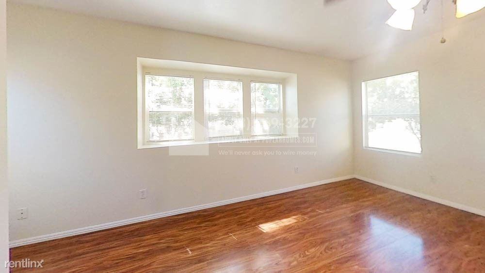 5726 Dairy Ave - Photo 3 of 16