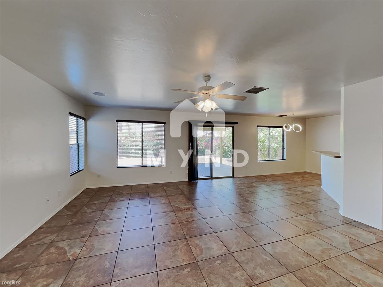 9977 E Emberwood Dr - Photo 2 of 18