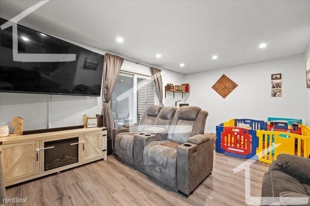 1 Liberty Rd #1 - Photo 3 of 20