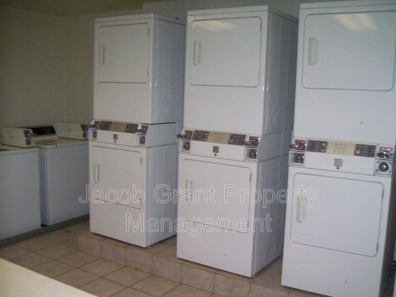 1378 Curlew Dr #242 - Photo 7 of 9