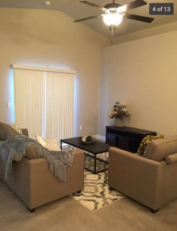 3734 N Tyler Ct - Photo 4 of 10