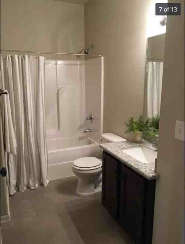 3734 N Tyler Ct - Photo 7 of 10