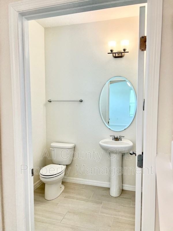 9330 Mclaren Aly - Photo 5 of 43