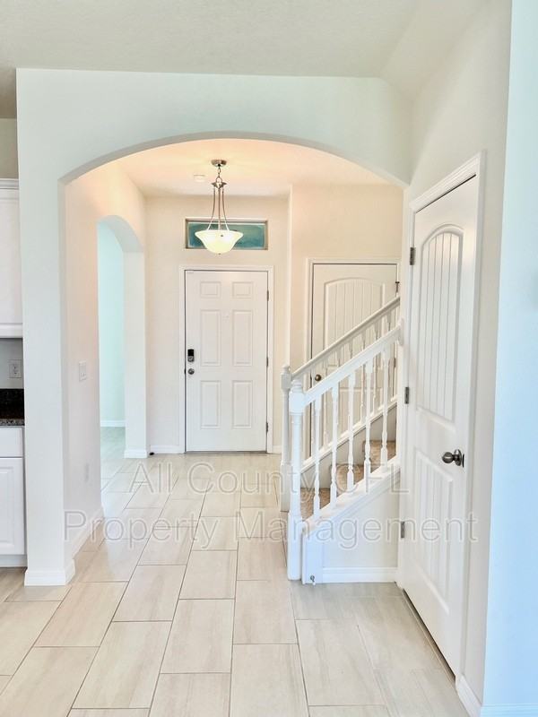 9330 Mclaren Aly - Photo 6 of 43