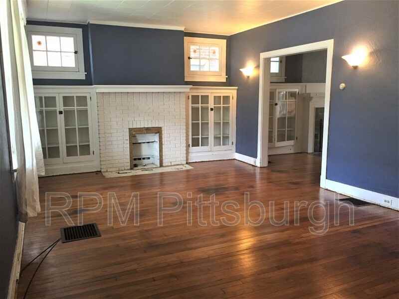 825 Chislett St - Photo 3 of 25