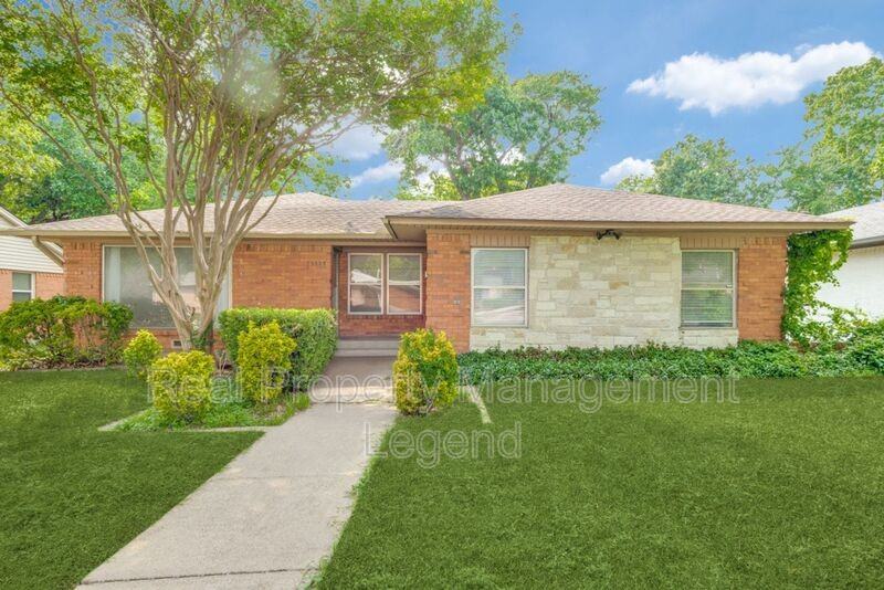 10209 Newcombe Dr - Photo 2 of 23