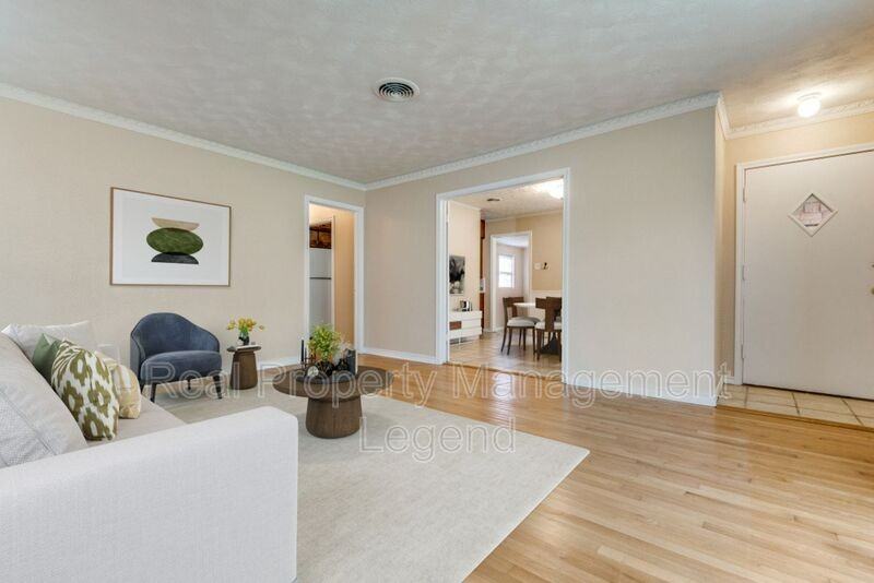 10209 Newcombe Dr - Photo 3 of 23