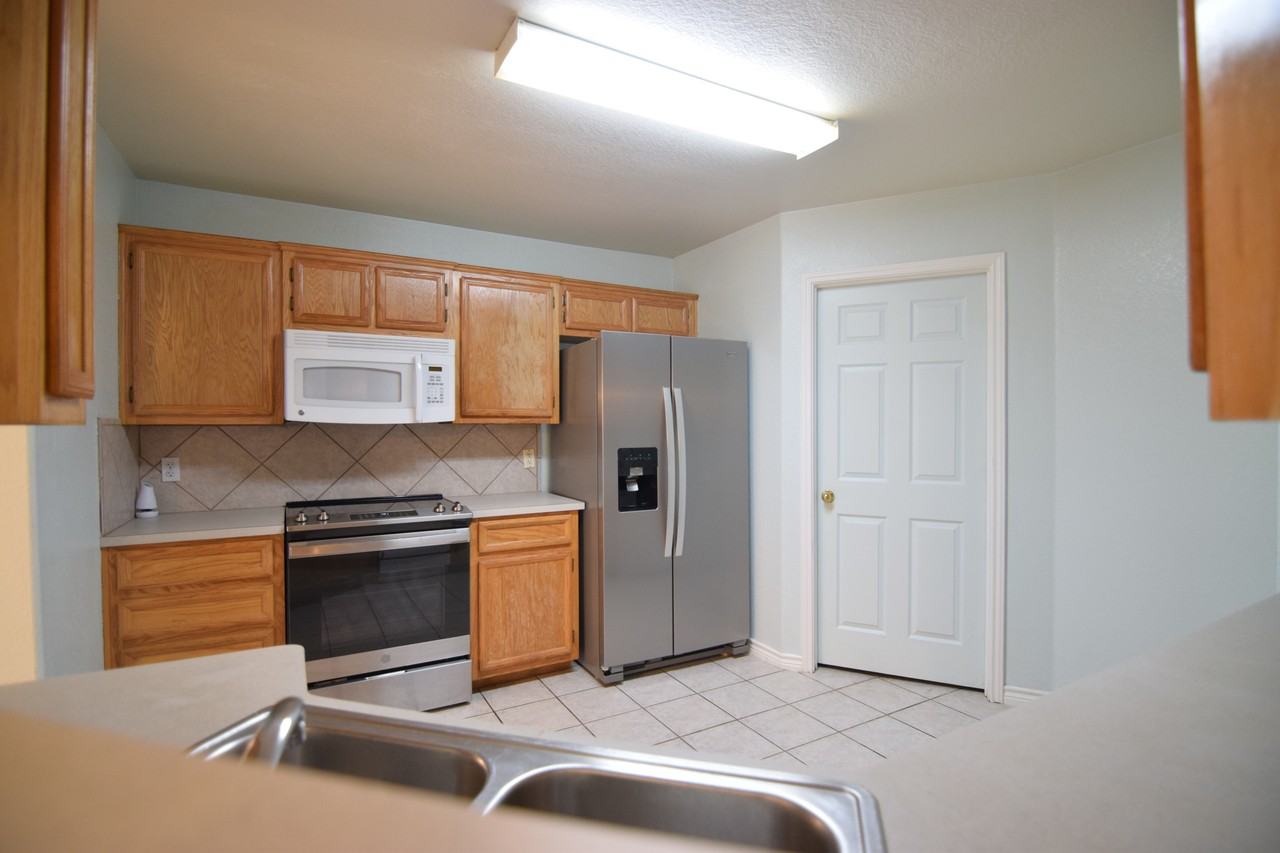 6011 Lolly Loop - Photo 4 of 19