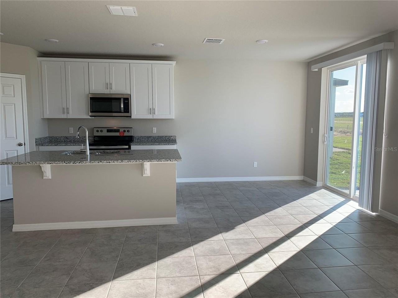 276 Towns Cir - Photo 3 of 11