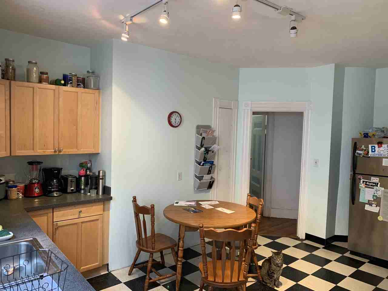 108 Central St #3R - Photo 4 of 15