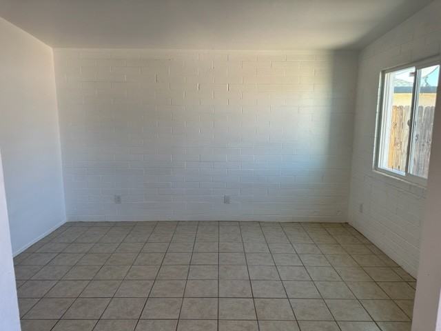 5457 S 6th Ave #1 - Photo 5 of 14