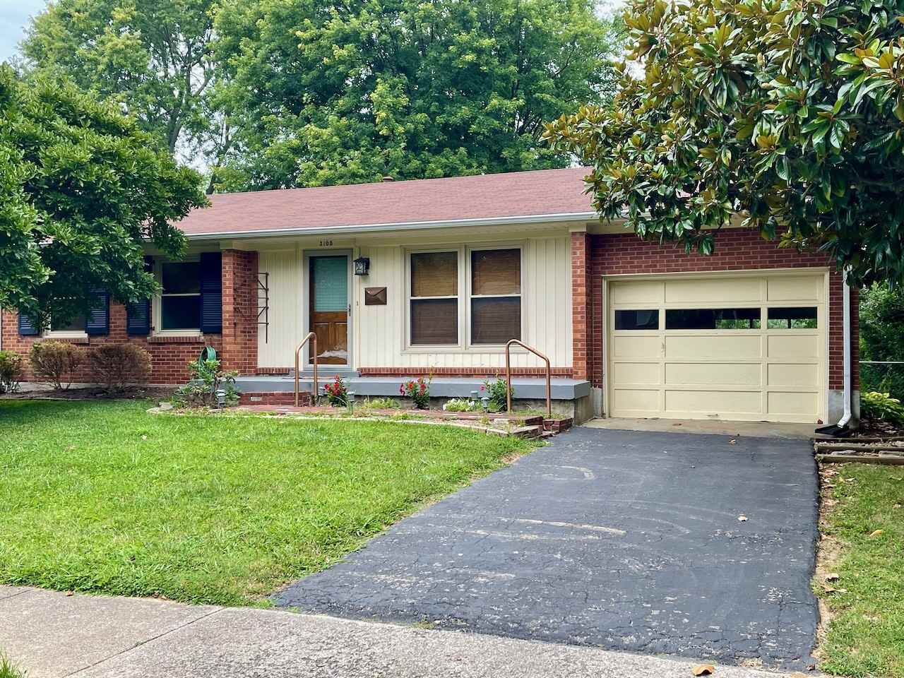 3105 Vogue Avenue - Photo 2 of 35