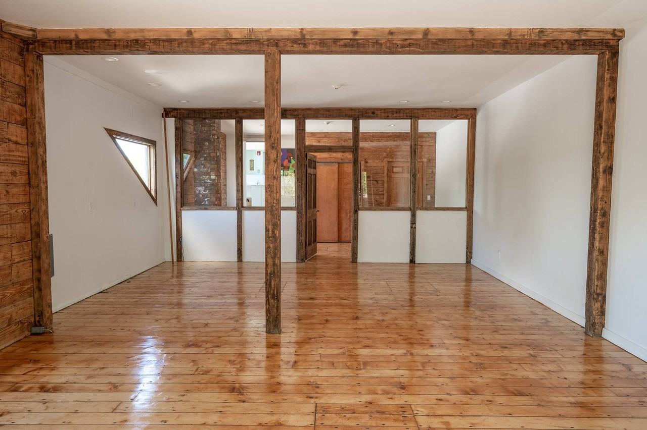 264 Butter Ln - Photo 3 of 14